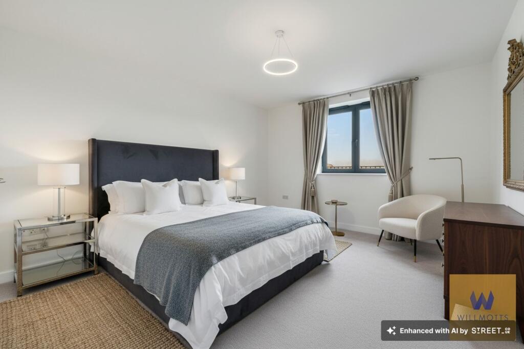 Main image of property: 643 Kingston Road, Raynes Park, SW20