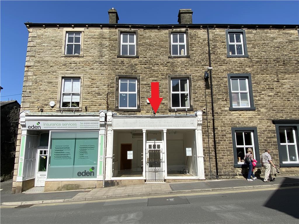 High street retail property to lease in 4 King Street, Clitheroe
