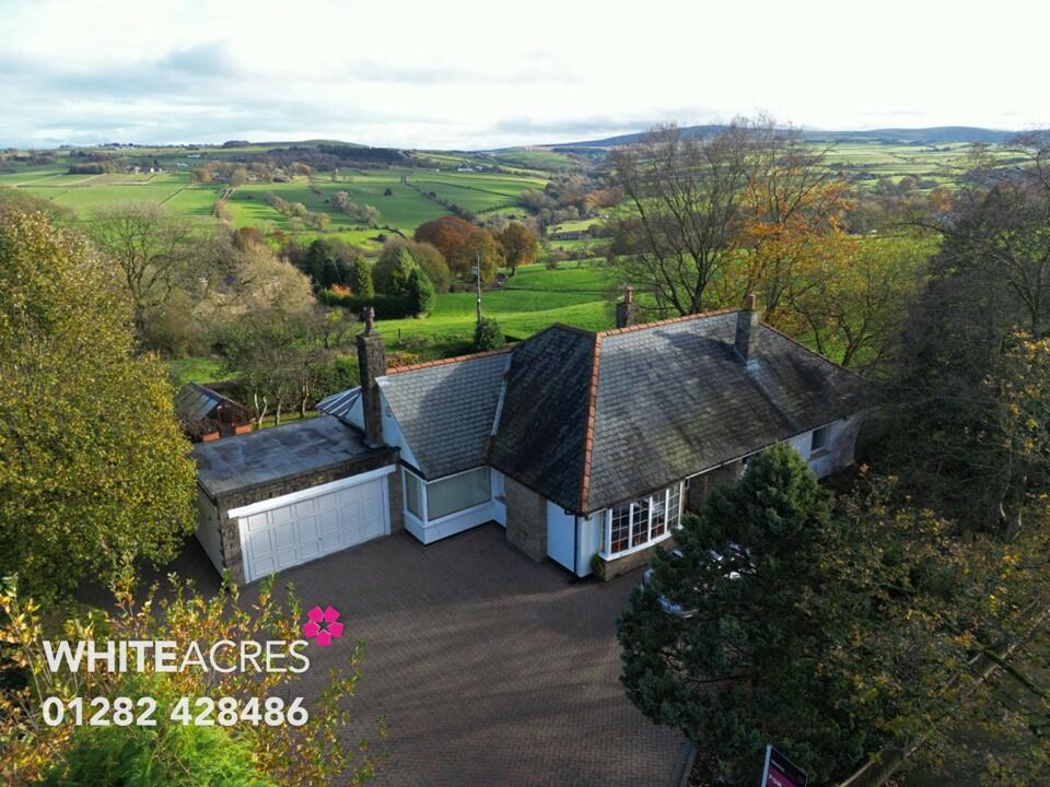 3 bedroom terraced house for sale in Fairmead, 271 Halifax Road, Nelson