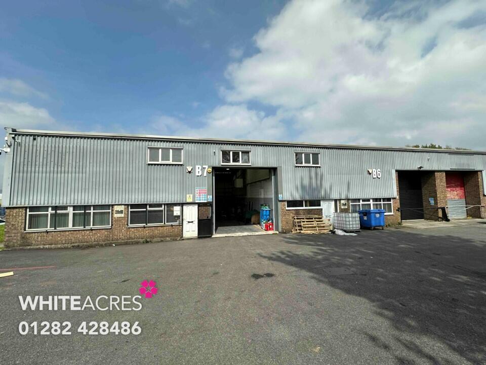Light industrial facility to lease in Unit B6 & B7 Farrington Close