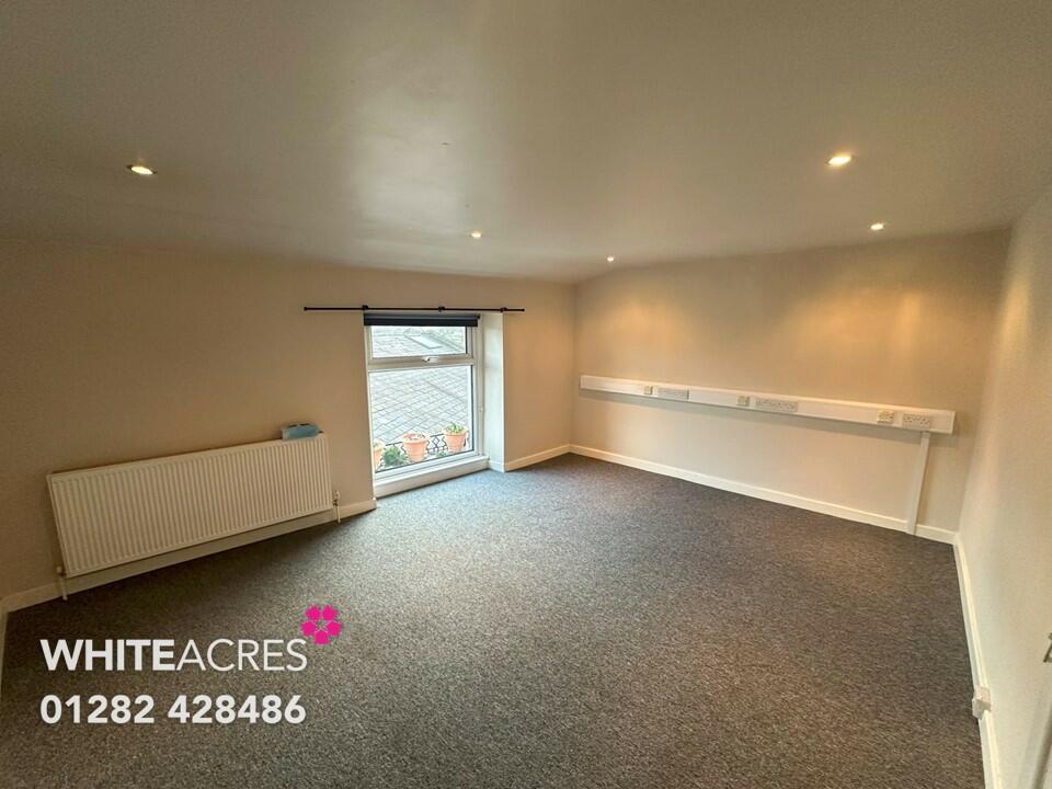 Additional property image - 18 Castlegate, Clitheroe, BB7 1AZ