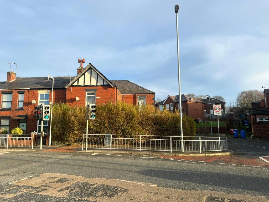 Main image of property: Roch Valley Way, Rochdale, Greater Manchester, OL11