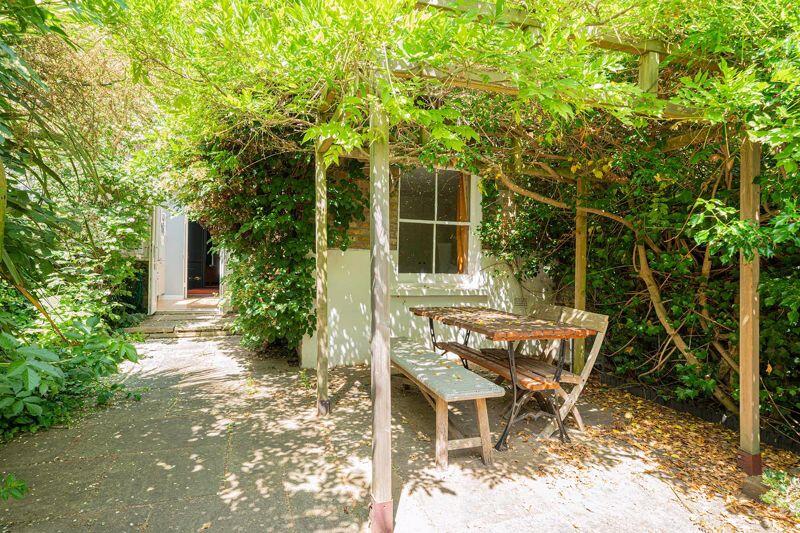 Main image of property: Findon Road W12