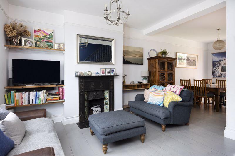 Main image of property: Thorpebank Road W12
