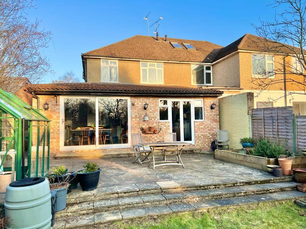 4 bedroom semidetached house for sale in Jubilee Road, Mytchett, GU16