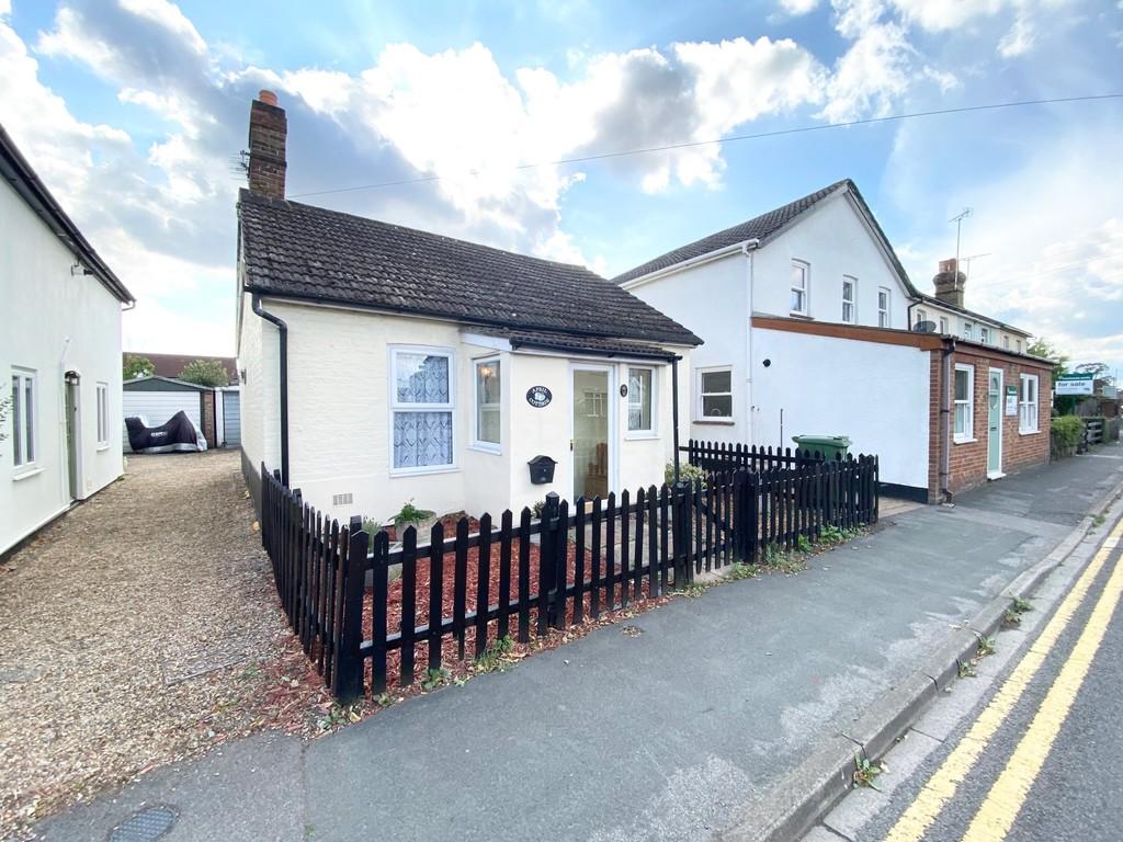 2 bedroom detached bungalow for sale in Guildford Road, Frimley Green, GU16