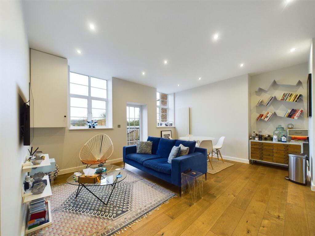 Main image of property: Alfred Street, London, E3