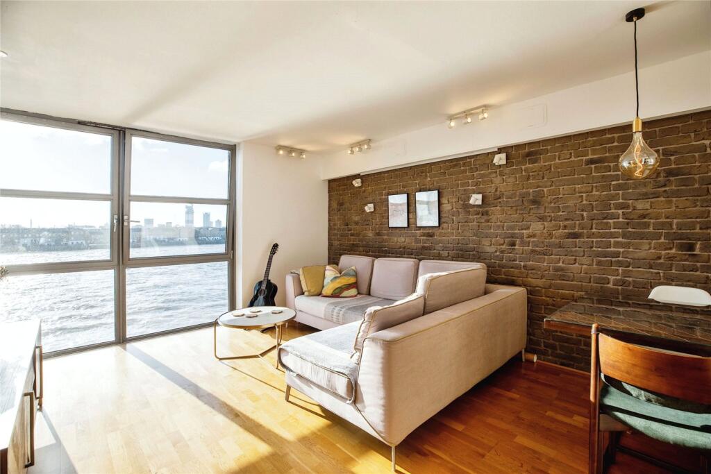 Main image of property: Narrow Street, London, E14