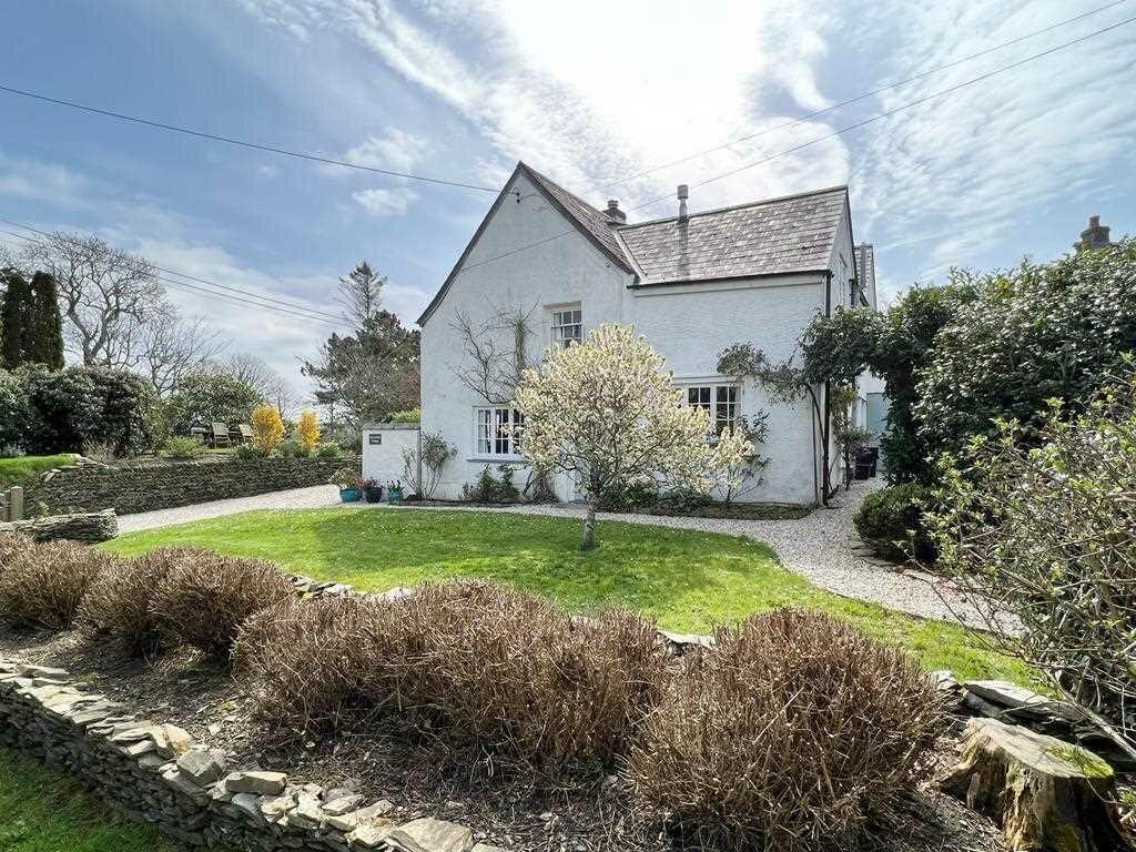 5 bedroom property for sale in Treworthal, The Roseland Peninsula