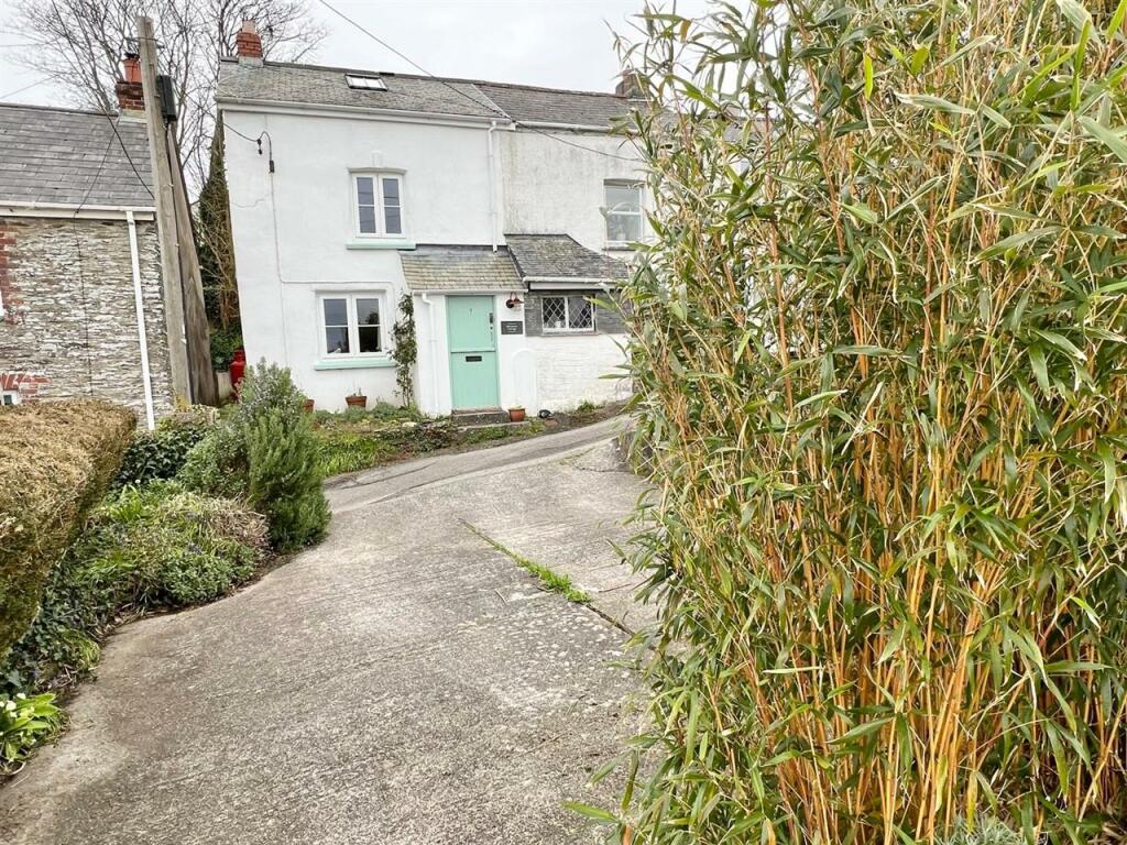 2 bedroom property for sale in Tregony, Cornwall, TR2
