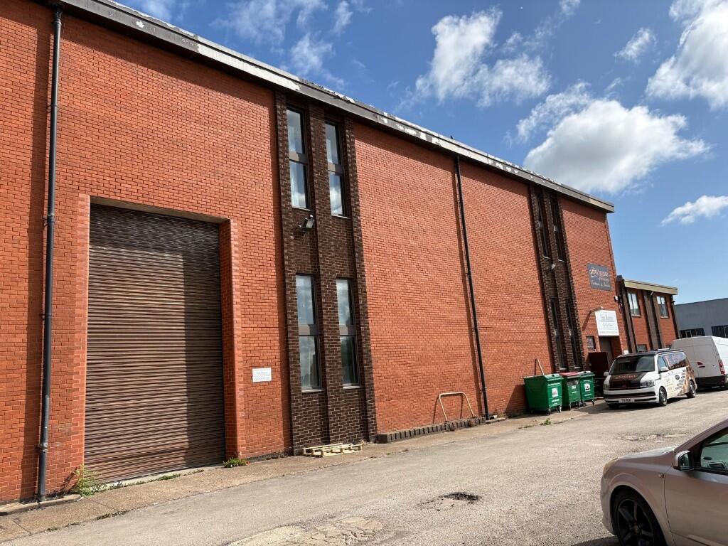 Main image of property:  1 Chapel Lane, Bingham, Nottingham, NG13 8GF