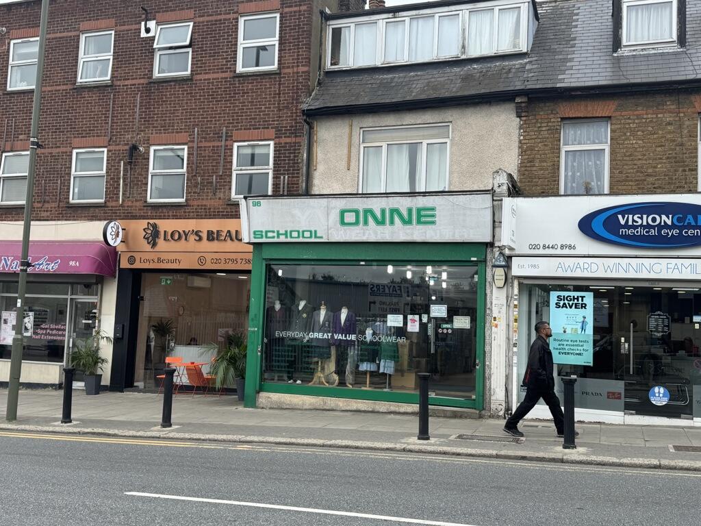Main image of property: East Barnet Road, Barnet, Hertfordshire, EN4