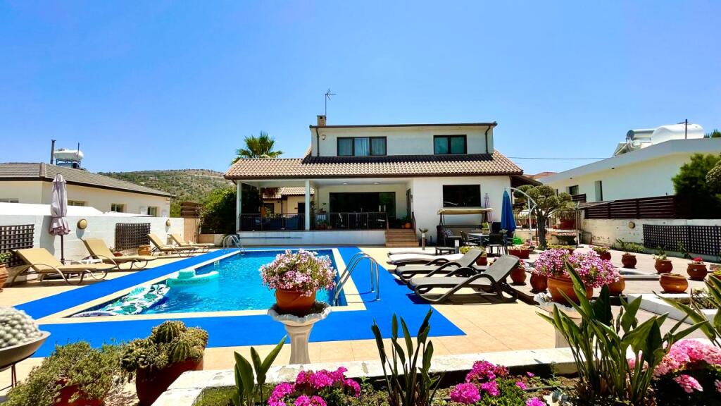 Main image of property: Nicosia, Psevdas