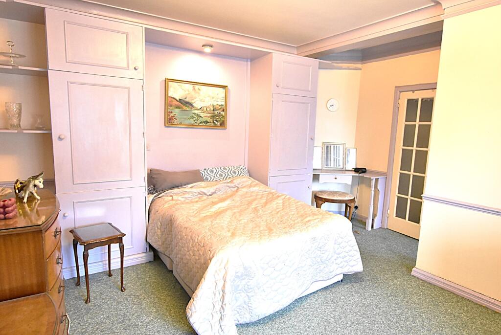 Main image of property: Rossmore Court, Park Road, Regent's Park, London, NW1