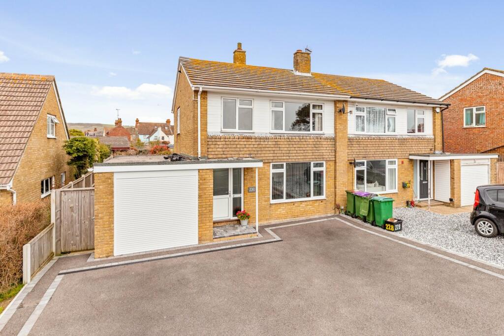 3 bedroom semidetached house for sale in Shorncliffe Road, Folkestone
