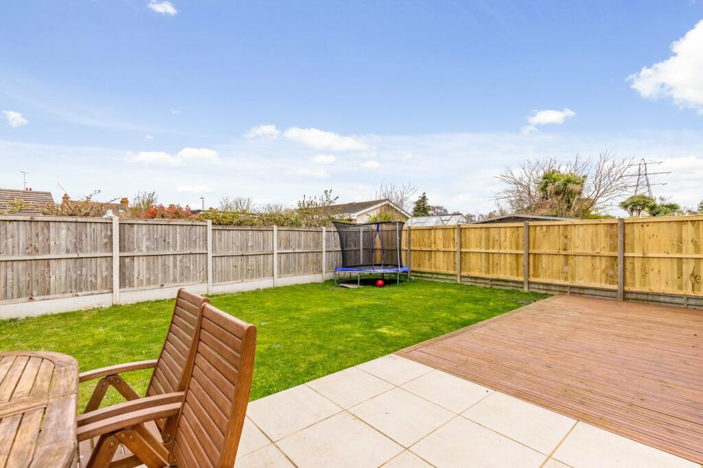 3 bedroom semidetached house for sale in Shorncliffe Road, Folkestone