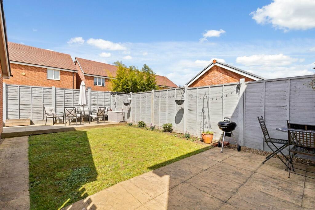 3 bedroom semidetached house for sale in Horn Street, Folkestone, CT20