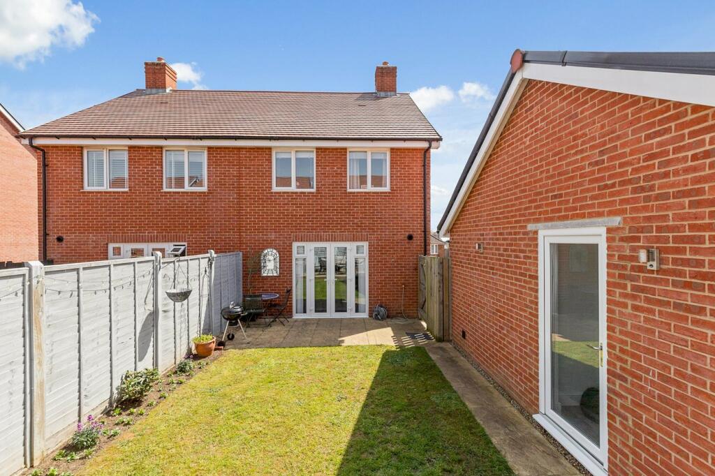 3 bedroom semidetached house for sale in Horn Street, Folkestone, CT20
