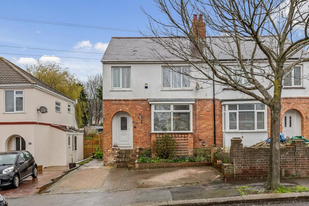 3 bedroom semidetached house for sale in Joyes Road, Folkestone, CT19