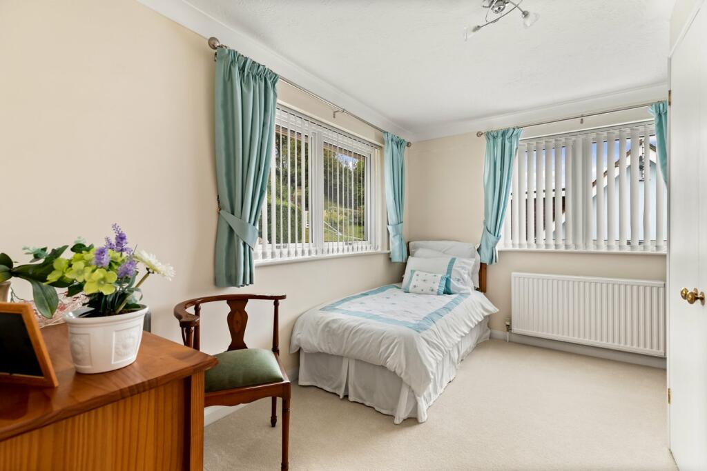 Additional property image - Radnor Cliff Crescent, Folkestone, CT20
