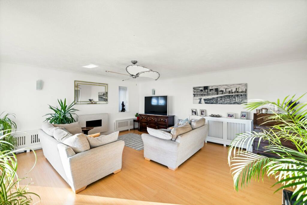 Additional property image - Upper Corniche, Sandgate, Folkestone, CT20