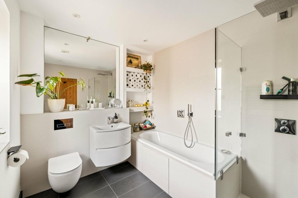 Additional property image - North Road, Hythe, CT21