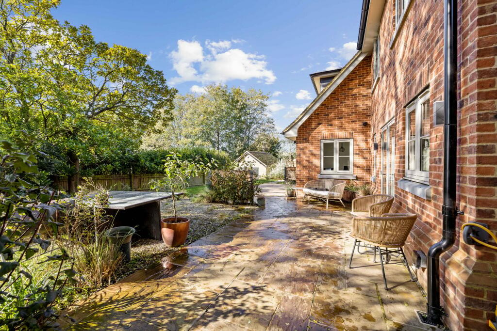 Additional property image - North Road, Hythe, CT21