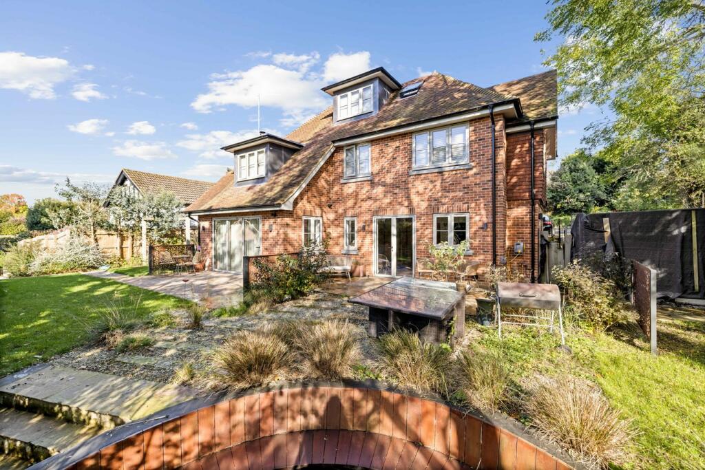 Additional property image - North Road, Hythe, CT21