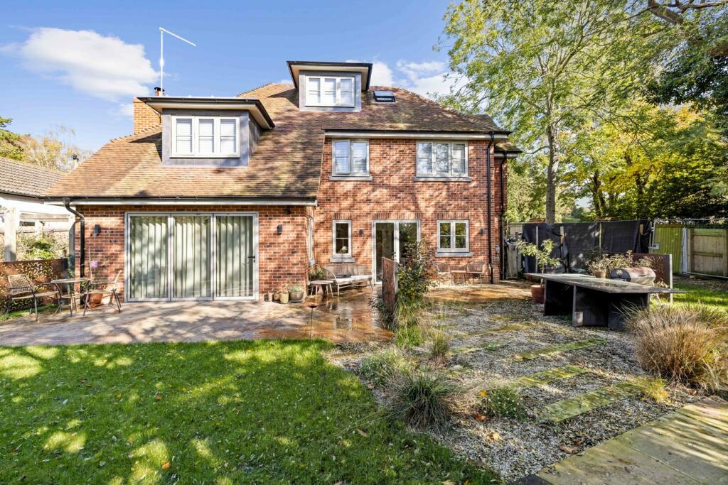 Additional property image - North Road, Hythe, CT21