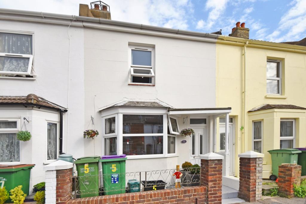 3 bedroom terraced house for sale in Gardens , FOLKESTONE, CT19