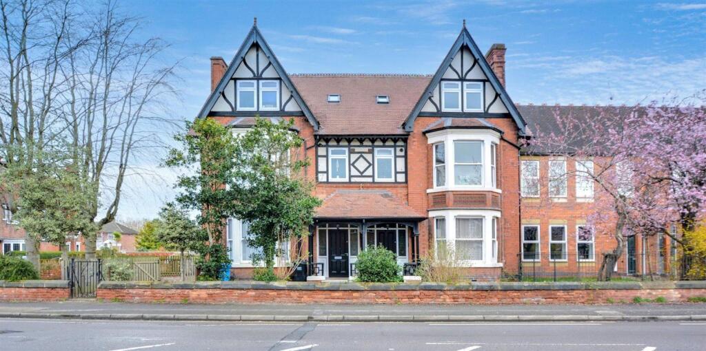 Main image of property: Derby Road, Long Eaton, NG10 4BJ