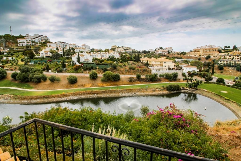 3 bedroom town house for sale in Andalucia, Malaga, Sitio de Calahonda