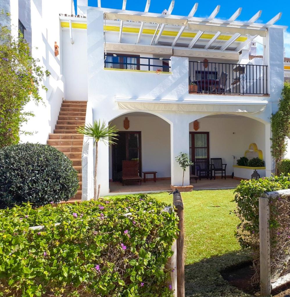 3 bedroom town house for sale in Andalucia, Malaga, Sitio De Calahonda, Spain