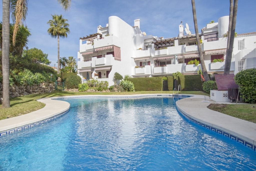 2 bedroom apartment for sale in Andalucia, Malaga, Estepona, Spain