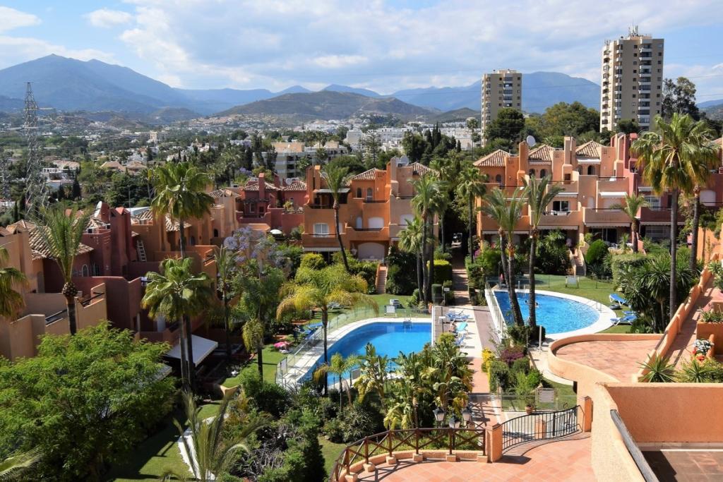 3 bedroom town house for sale in Andalucia, Malaga, Nueva Andalucia, Spain 3 bedroom town house for sale in Andalucia, Malaga, Nueva Andalucia, Spain
