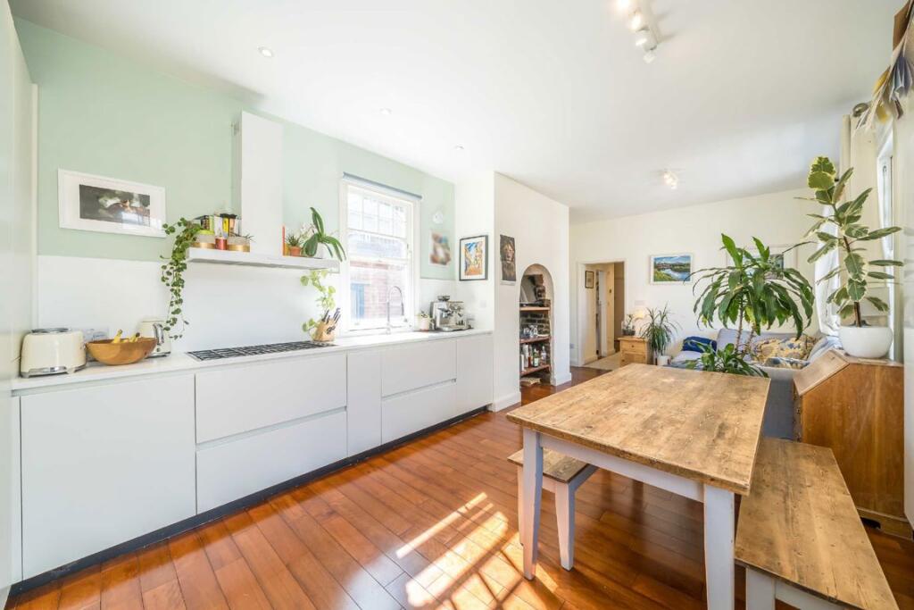 Main image of property: Venn Street, Clapham