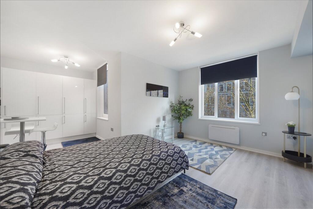 Main image of property: Earls Court Road, London, W8