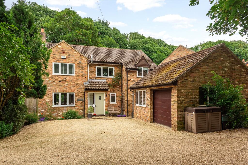 Main image of property: Summerleys Road, Princes Risborough, Buckinghamshire, HP27