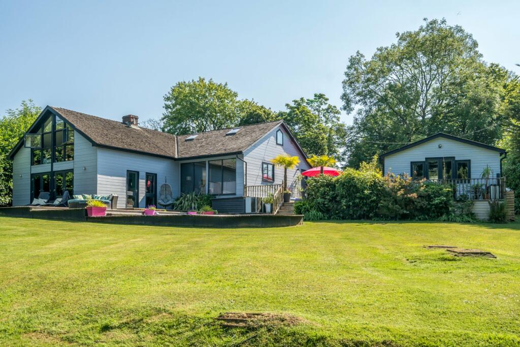 Main image of property: Grubbins Lane, Speen, Princes Risborough, Buckinghamshire, HP27