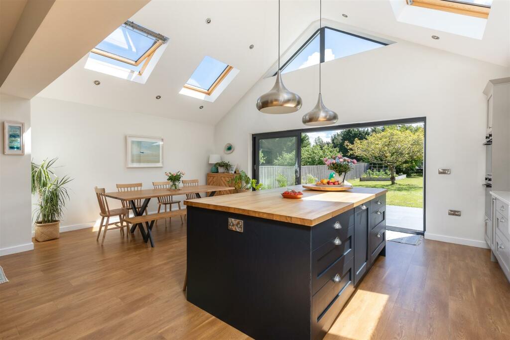 5 bedroom detached house for sale in DESIGNER ECO HOME Baring Road