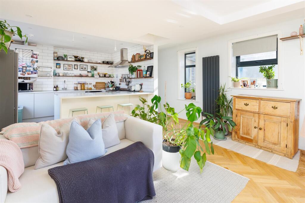 Main image of property: VERY WELL PRESENTED BUNGALOW IN CENTRAL COWES - Consort Road, Cowes