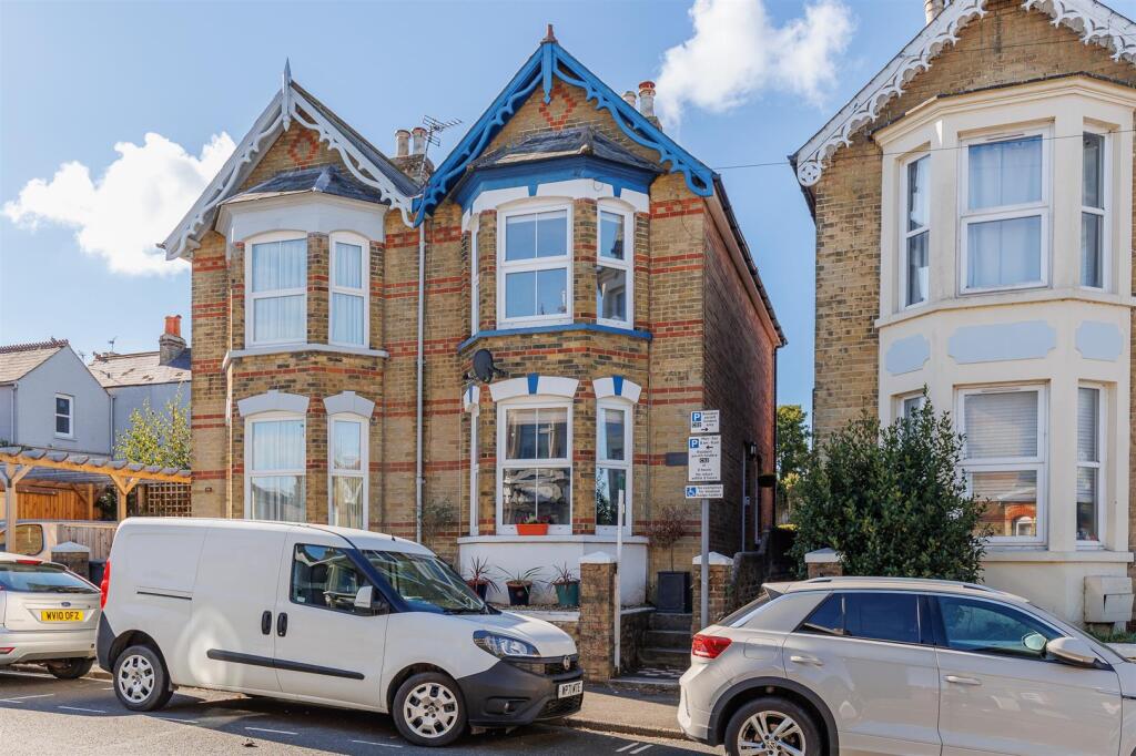 Main image of property: CHAIN FREE PERIOD PROPERTY - Gordon Road, Cowes