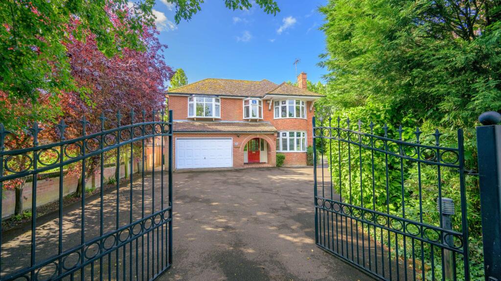 Main image of property: Broadway, Yaxley, PE7 3NR