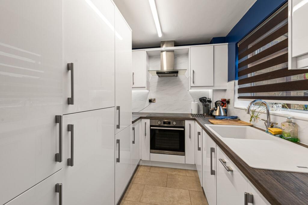 Main image of property: Orchard Court, Thorney, PE6