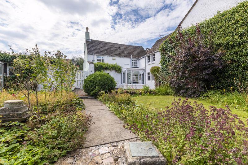 4 bedroom detached house for sale in Thorpe Road, Peterborough, PE3 6NB