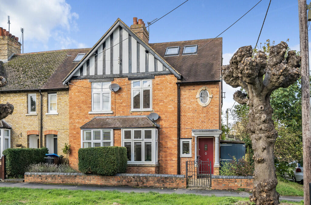 Main image of property: Hensington Road, Woodstock, Oxfordshire