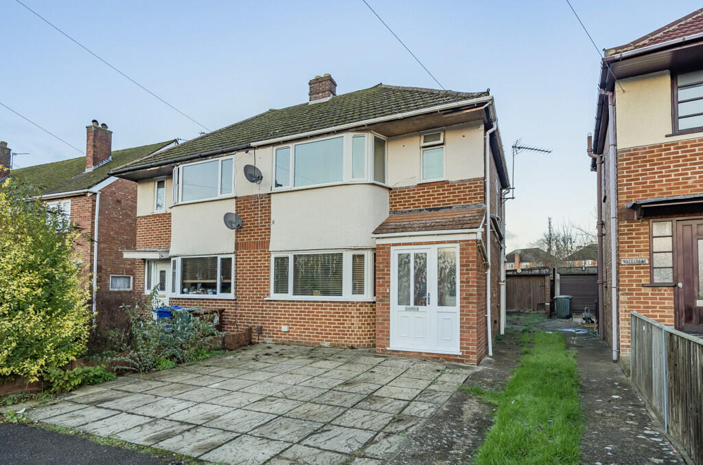 Main image of property: Hazel Crescent, Kidlington, Oxfordshire