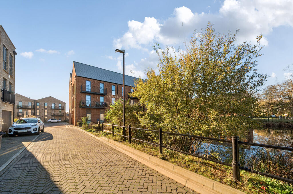 Main image of property: Baynhams Drive, Oxford, Oxfordshire