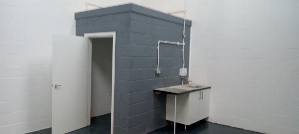 Additional property image - Light Industrial Storage Warehouse Workshop Unit 8a Clonmel Road, Stirchley Birmingham, B30 2BU