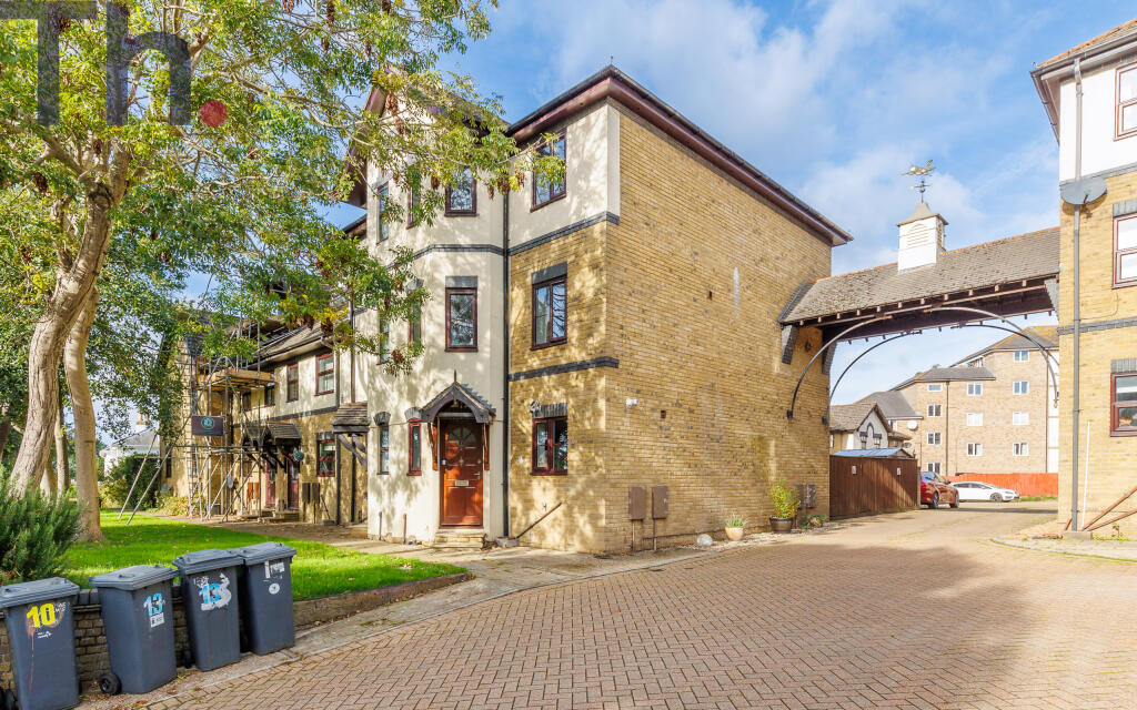 Main image of property: Newport, Isle of Wight